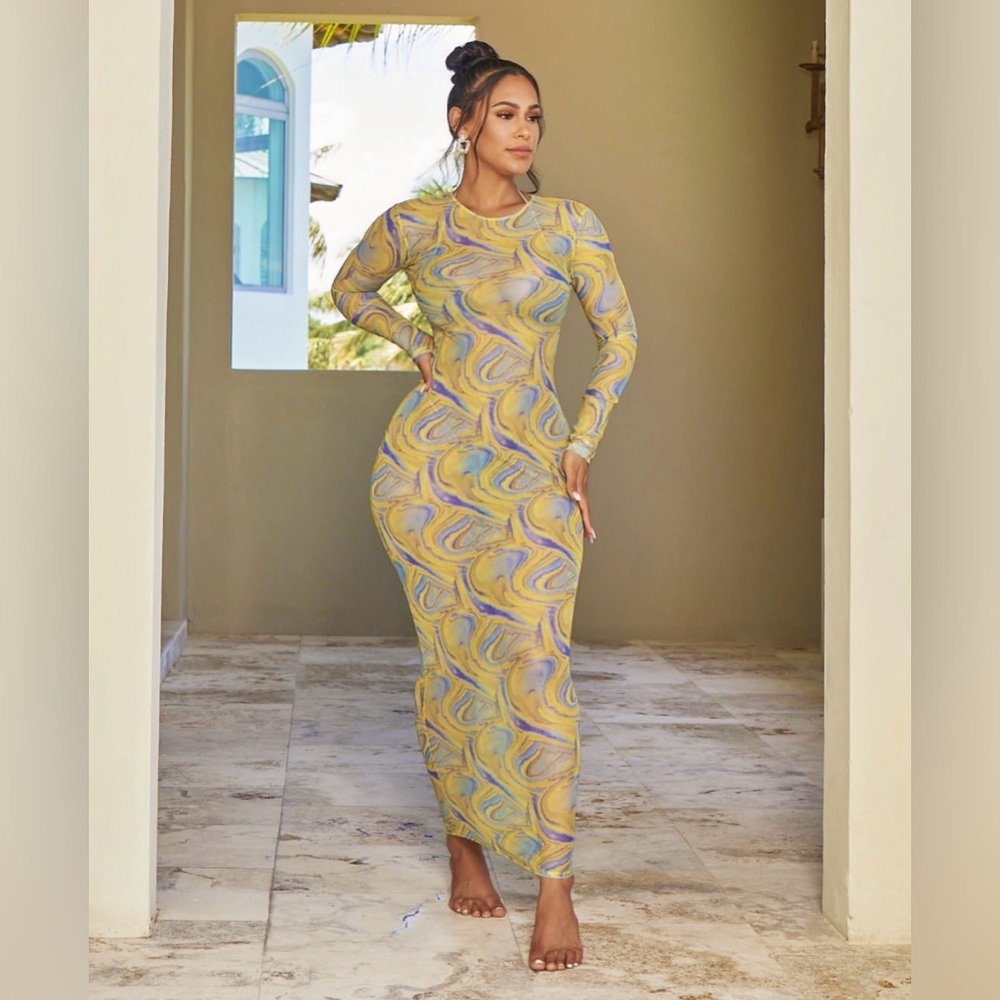 Maxi Coverup